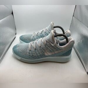 Nike Lunarepic Flyknit 2 womens blue sneakers size 9